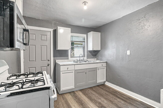 3127 Southern Ave in Louisville, KY - Building Photo - Building Photo