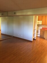 5300 E Cherry Creek S Dr-Unit -1 in Denver, CO - Building Photo - Building Photo