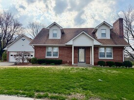 2610 Veterans Pkwy in Jeffersonville, IN - Building Photo