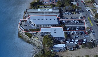 6761 Del Playa Dr in Goleta, CA - Building Photo