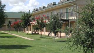 Village Square Apartments in Waco, TX - Foto de edificio