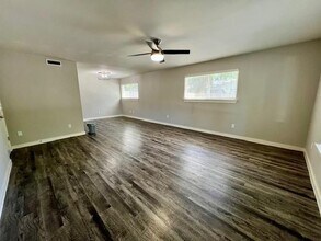 1130 N Turner Ave in Fayetteville, AR - Building Photo - Building Photo