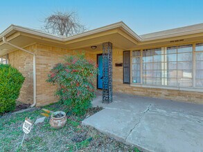 1100 N Wilshire Blvd in Oklahoma City, OK - Foto de edificio - Building Photo
