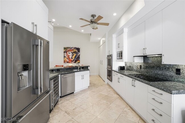 1560 Clermont Dr