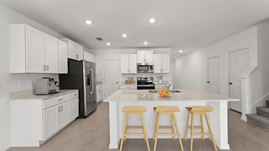 12222 Amber Waves Rd in Lehigh Acres, FL - Foto de edificio - Building Photo