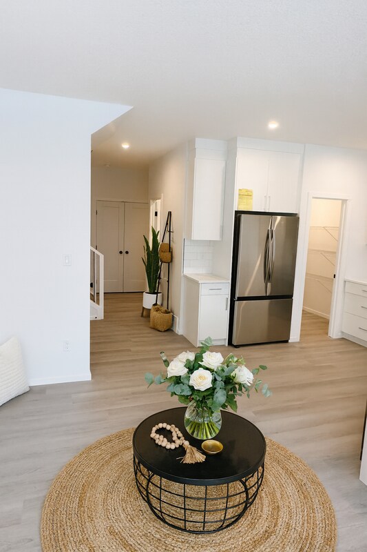 7729-174A 174A Ave NW in Edmonton, AB - Building Photo - Building Photo