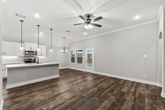 1301 Brad Kellar Dr in Greenville, TX - Building Photo - Building Photo