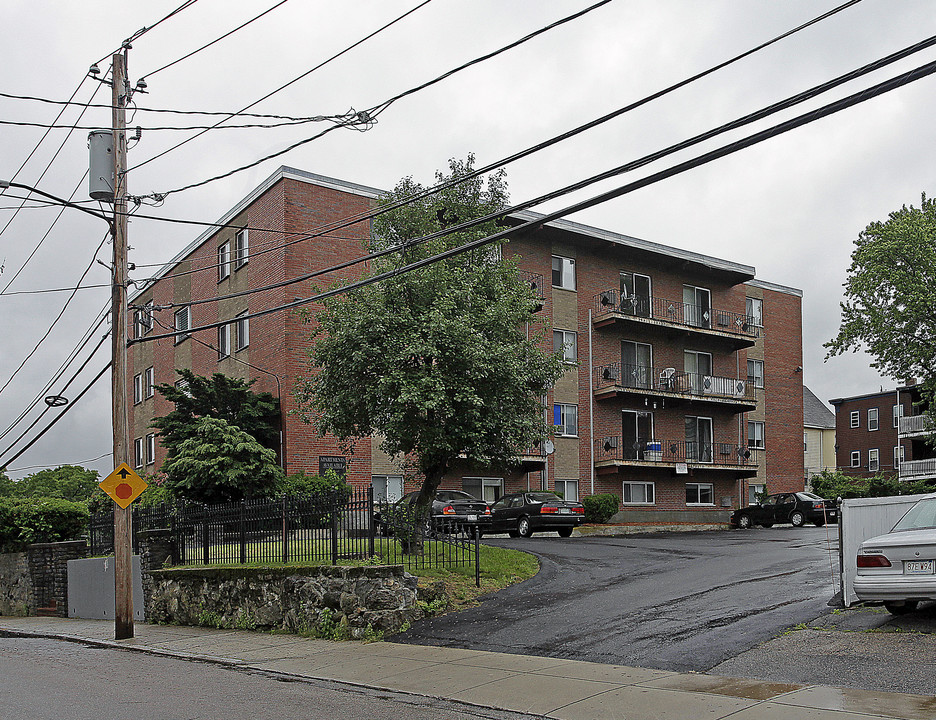 10 Rockwell St in Dorchester, MA - Foto de edificio