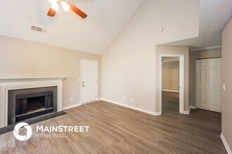 5760 Sable Glen Rd in Atlanta, GA - Building Photo - Building Photo