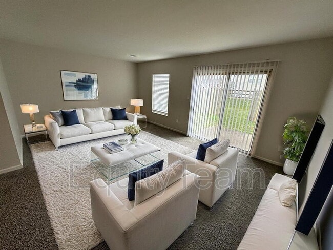 2301 Old State Rte 32 in Batavia, OH - Building Photo - Building Photo