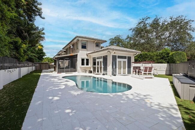 5740 SW 59th Pl