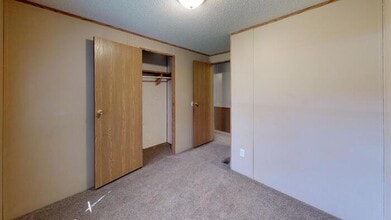 138 American Ave in Bismarck, ND - Building Photo - Building Photo