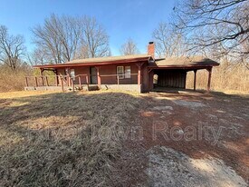 4598 Bolen Huse Rd in Memphis, TN - Building Photo