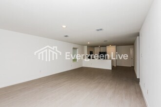 10708 Dusty Rnch Rd in Fort Worth, TX - Building Photo - Building Photo