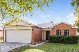 1117 Greenbend Dr in Denton, TX - Building Photo - Building Photo