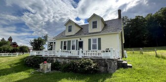 16 Farm Wy in Essex, NY - Building Photo