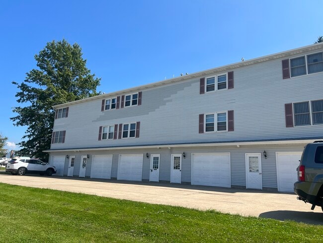 property at 4024 Canterbury Dr