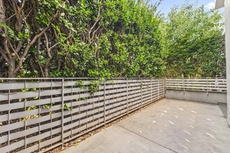 1700 Sawtelle Blvd in Los Angeles, CA - Building Photo - Building Photo