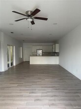 6905 N 5th St in McAllen, TX - Building Photo - Building Photo