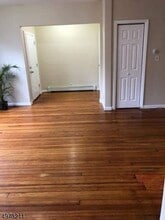 34 Isabella Ave-Unit -2 in Newark, NJ - Building Photo - Building Photo