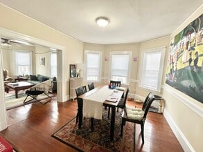 73 Leicester St, Unit 2 in Boston, MA - Foto de edificio - Building Photo