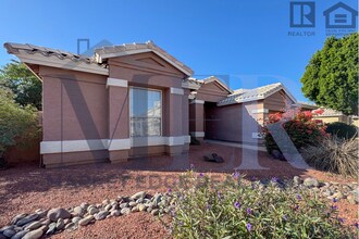 6273 W Louise Dr in Glendale, AZ - Building Photo - Building Photo