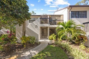 1828 Kings Lake Blvd in Naples, FL - Building Photo