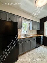 1307 S Duluth Ave in Sioux Falls, SD - Building Photo - Building Photo