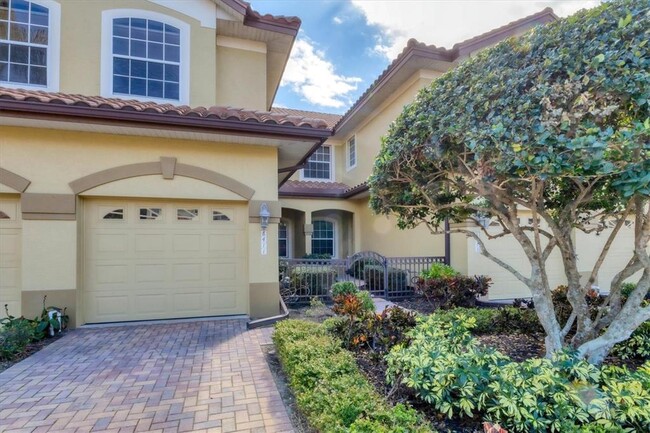 8411 Miramar Way in Lakewood Ranch, FL - Building Photo - Building Photo