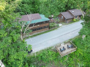 90 Faulkner Rd, Unit SI ID1308951P in Elkins, WV - Foto de edificio - Building Photo