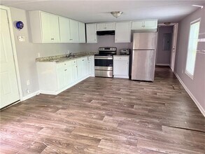 30 Winston Way in Hampton, GA - Building Photo - Building Photo