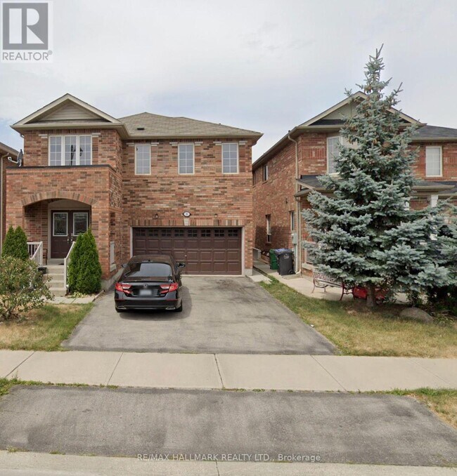 property at 8 Dawes Rd