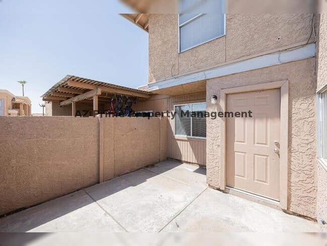 6944 W Monterosa Cir in Phoenix, AZ - Building Photo - Building Photo
