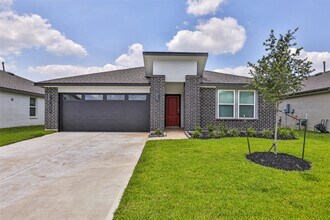 235 John House Ln in Arcola, TX - Building Photo - Building Photo