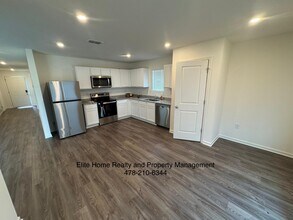140 Lochwolde Dr in Macon, GA - Building Photo - Building Photo