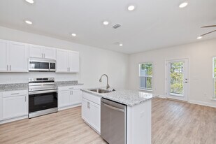 Cottages at Mack Bayou in Santa Rosa Beach, FL - Building Photo