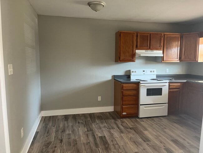 2425-2445 Old Greensboro Rd