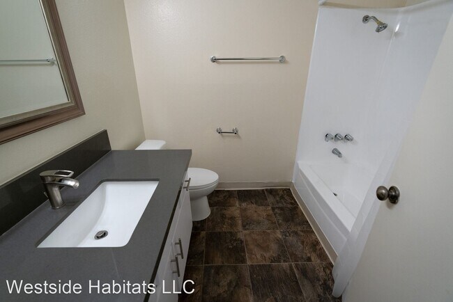 641 Gayley Ave in Los Angeles, CA - Building Photo - Building Photo