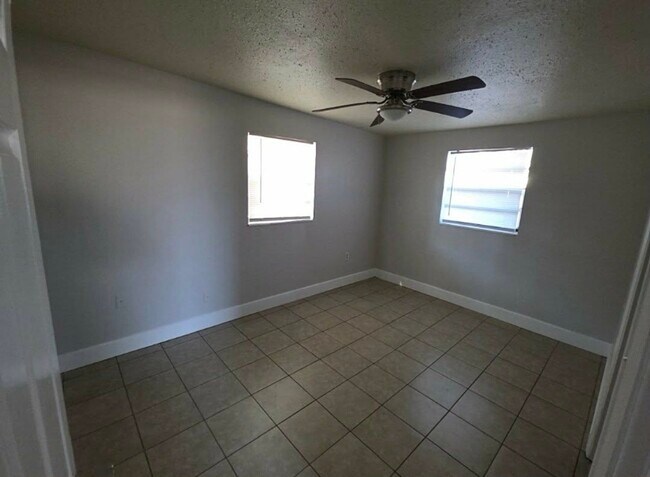 272 A St in Brooksville, FL - Building Photo - Building Photo