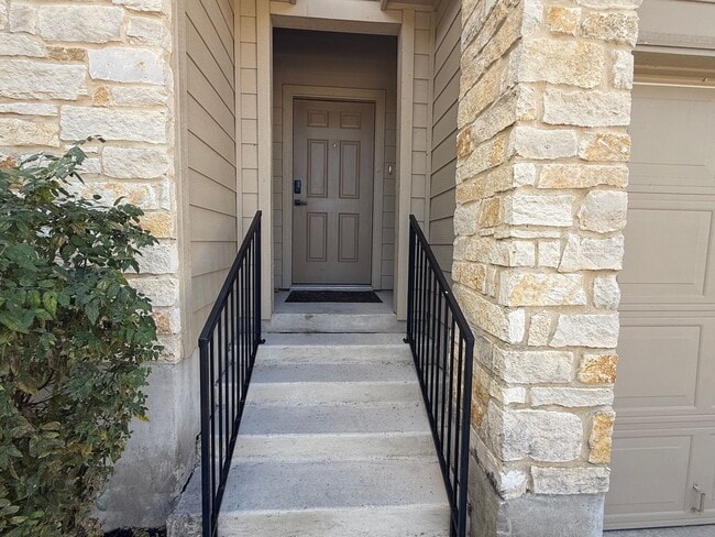 10550 Rhyder Ridge in San Antonio, TX - Building Photo - Building Photo