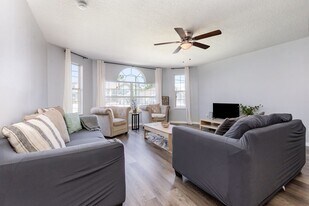 8711 Rockingham Terrace, Unit A in Kissimmee, FL - Building Photo