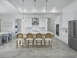 1448 10th St N in Naples, FL - Building Photo - Building Photo