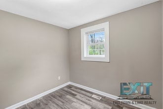 55 Cottage Ln in Lawrenceville, VA - Building Photo - Building Photo