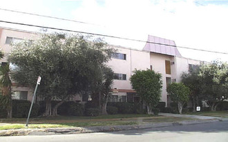 8477-8491 Ventura Canyon Ave Apartments