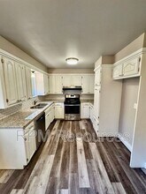2308 Elwood Dr in Edmond, OK - Building Photo - Building Photo