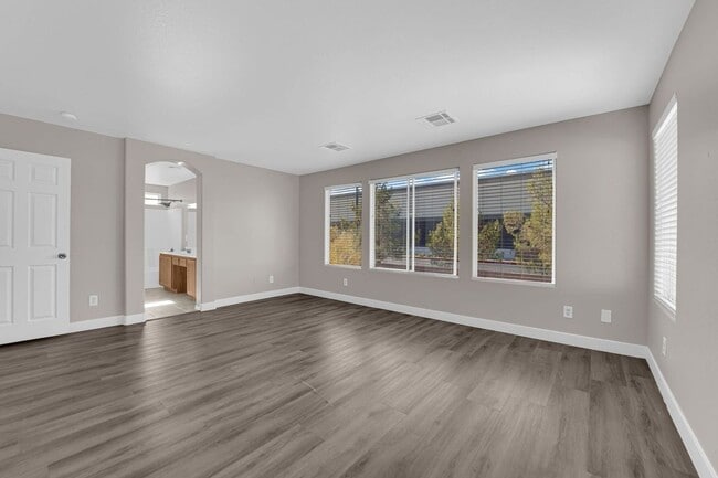 7931 Severn Valley St in Las Vegas, NV - Building Photo - Building Photo