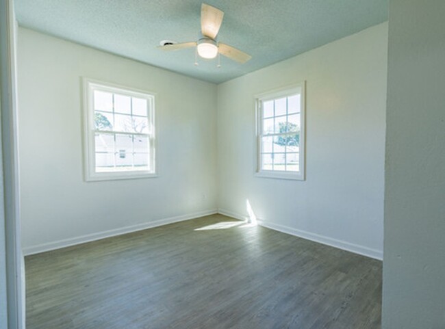 3120 Matipan Ave in North Charleston, SC - Building Photo - Building Photo