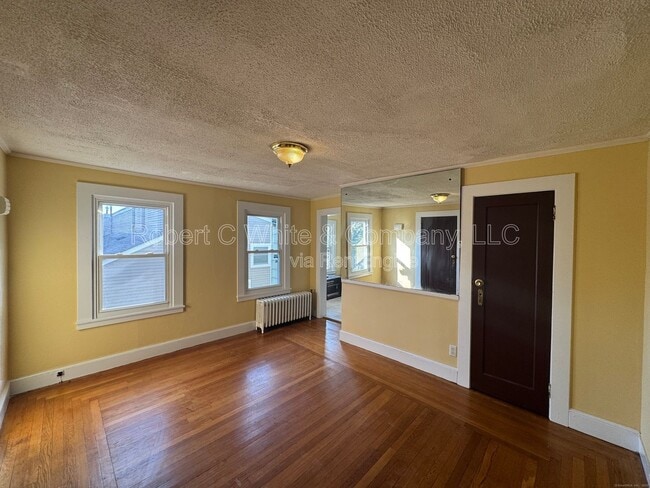 106 Day St in New Haven, CT - Building Photo - Building Photo