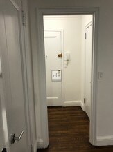 EAST 46 STREET in New York, NY - Building Photo - Building Photo