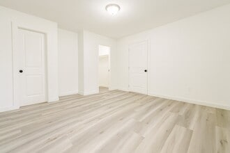 1221 Kingston Dr in Wharton, TX - Building Photo - Building Photo